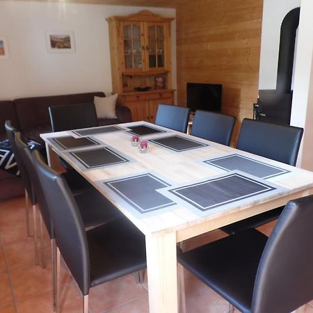 Appartment Chalet Sonnenheim Кандерстег Екстериор снимка
