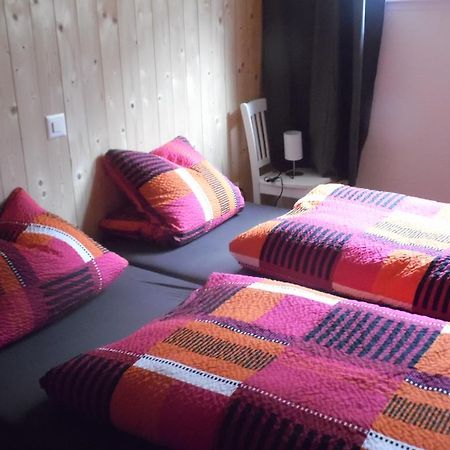Appartment Chalet Sonnenheim Кандерстег Екстериор снимка